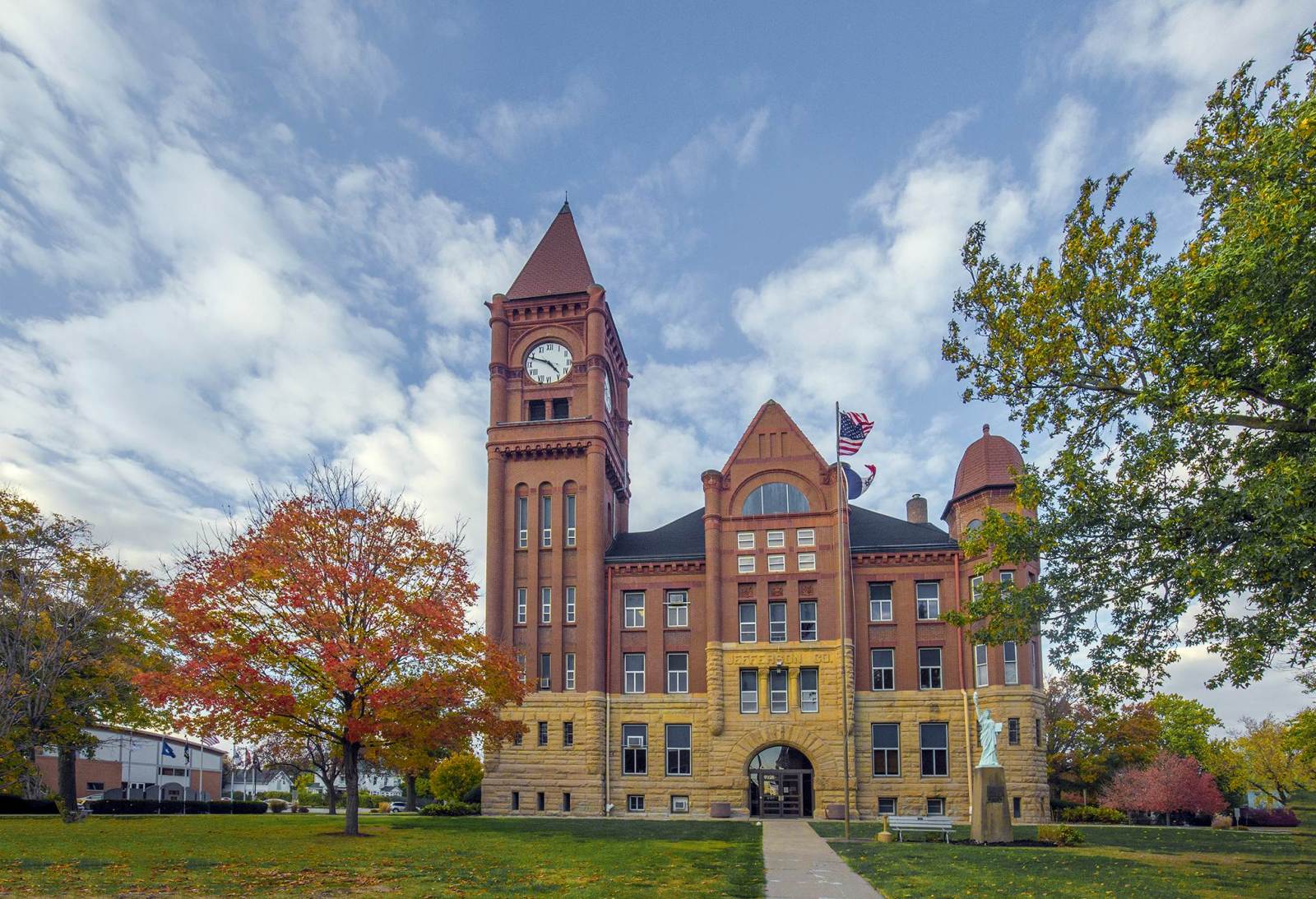 Jefferson County Courthouse - south side