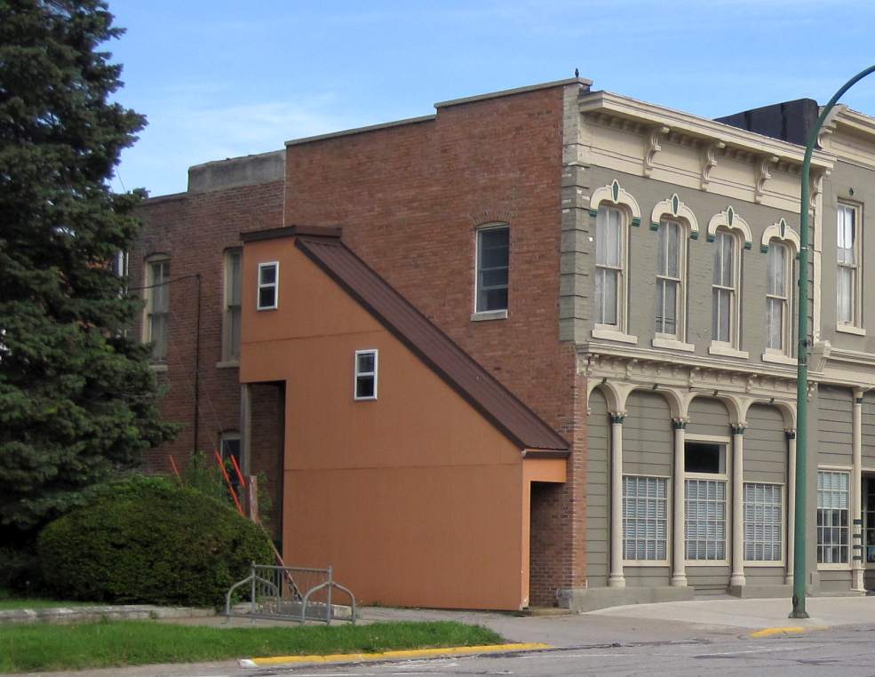 Post office Building